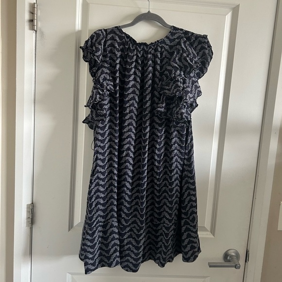 A Piece Apart 100% Silk Knee Length Size 10 Ruffle Sleeve Self Tie Dre… - Picture 6 of 11